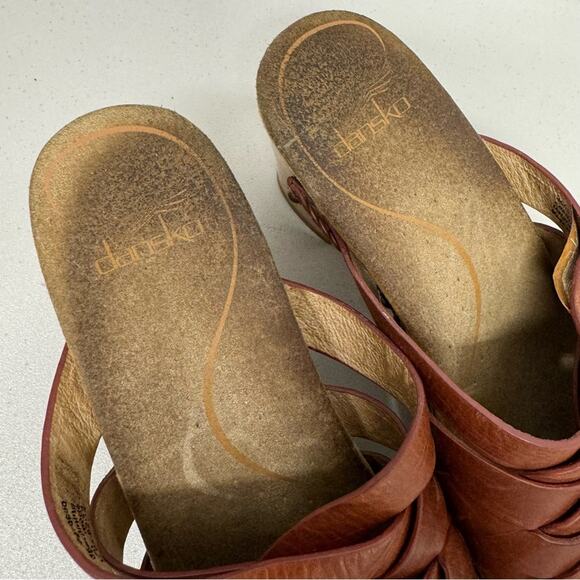 Dansko Brown Leather Strappy Slip On Mule Sandals Womens 6.5 Wood Platform - Picture 7 of 8